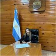 Profesora de español, matemáticas, y economías que puede impartir clases a todas las edades