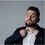 Attore ed Insegnante Teatrale, esperienze con tutte le fasce di età. Impartisco lezioni di recitazione, preparazione provini