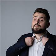 Attore ed Insegnante Teatrale, esperienze con tutte le fasce di età. Impartisco lezioni di recitazione, preparazione provini