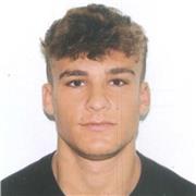 Apasionado del fútbol busca entrenar a jóvenes también apasionados por este deporte