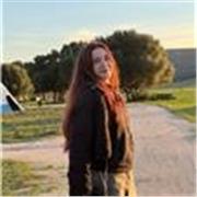 Profesora de inglés para cualquier persona que desee adquirir hasta un nivel C1