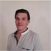 Professeur d'informatique avec 20 ans d'expérience en développement propose cours en ligne pour jeunes et adultes de tous niveaux