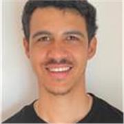 Englisch Sprachlehrer mit Fokus auf akademisches Schreiben. Vollzeit Student in einem englischsprachigen Studium.