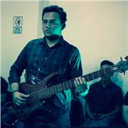 Profesor de bajo elèctrico. Dirigido a todos (principiantes, intermedios, avanzados)