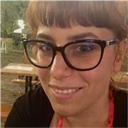 Docente con esperienza decennale in supporto a studenti e studentesse offre lezioni private in diverse materie