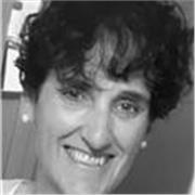 English and communication tutor from Brighton offering  coaching to students seeking confidence and success in study and life.