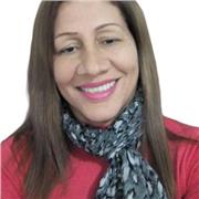 Licenciada en educación con reconocimiento SUNEDU , brinda acompañamiento escolar a estudiantes de primaria. Metodologías innovadoras y aprendizaje significativo