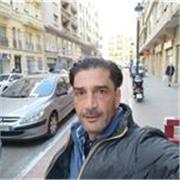 Me defino como alguien con grandes dotes comunicativas y apasionado del fútbol, deporte que he practicado. Clases para todos