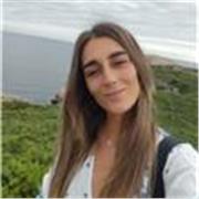 Maestra titulada en Educación Infantil y Primaria, ofrece clases de apoyo hasta 4° ESO.
