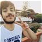 Studente universitario impartisce ripetizioni di inglese e spagnolo per alunni di elementari, medie e superiori