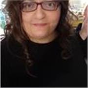 Emozioni da dare e ricevere, sensazione di libertà, aspetto ludico e conoscenza di se stessi. Questo è il Teatro 