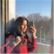 Professeur particulier donne des cours au étudiants