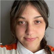 ciao! sono una studentessa universitaria, mi propongo come aiuto compiti per elementari e medie. ( settore umanistico anche liceo)