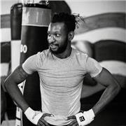 Boxeur et professeur certifié. Il n’est jamais trop tard pour se dépasser 🥊