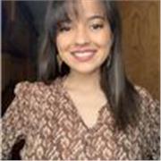 Me defino como una persona paciente, cercana y con vocación por la enseñanza. Me Paciente, cercana, adaptable, me encanta enseñar.
