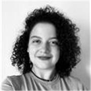 Profesora de ingles que imparte online. Practico el ingles desde los 3 años. 