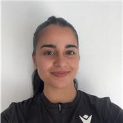 Profesora apta para todos los cursos y las edades.