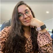 Profesora en formación, egresada de ingeniería comercial