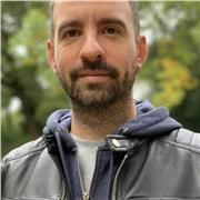 Cours de guitare pour débutant. Plus de 20 ans d’expérience dans la musique.