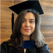 Englisch-Tutorin, die Kinder aller Altersgruppen individuell unterrichtet