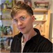 Affordable and friendly singing lessons online or in-person East London, specialising in LGBTQIA+ students, open to all!
