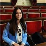 Jurista con más de 5 años de experiencia en sector privado y dando clases a alumnos de universidad.