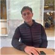 Profesor de Ingles con 10+ años de conocimiento y practica listo para enseñar a cualquier alumno