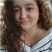 Educadora infantil e integradora social con experiencia dando apoyo escolar a niños y niñas de 4-5 años