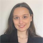 Laureata magistrale, con esperienza di ripetizioni e mentoring, offre lezioni e aiuto compiti di inglese e francese online. 