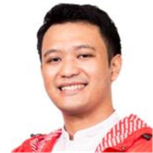 Let's Learn English Through Fun And Enjoyable Activities!. Muhammad Rifki