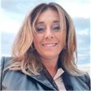 Insegnante, laureata in lettere classiche, con esperienza ventennale prevalentemente nella Scuola Secondaria di I grado offre lezioni on line a ragazzi dagli undici ai sedici anni