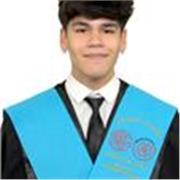 Soy un chico de 23 años recién graduado de la carrera de Filología Inglesa en la universidad de Murcia. Enseñaria a niños/adultos.