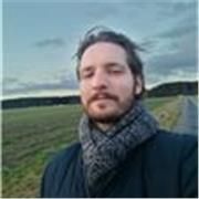 Als Doktorand mit über 8 Jahren Erfahrung biete ich Nachhilfe für Englisch an