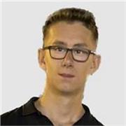 Estudiante de ultimo grado en ADE con gran conocimiento sobre las asignaturas e interés por la docencia. 