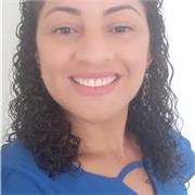 Licenciada em Pedagogia, pós. Educação Especial e cursando a segunda licenciatura em Letras