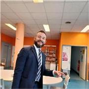 Doy clases online a todos los niveles de A1 hasta C2. Preparación de exámenes oficiales. Empresas
