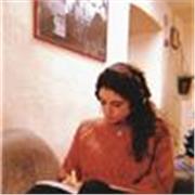 Ciao! Mi chiamo Valeria e sono un'insegnante di Italiano, Latino, Storia, Filosofia e Storia dell'arte. Se senti di avere difficoltà, lacune e mancanza di un metodo di studio, sono qui per aiutarti