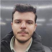 Docente Architetto impartisce lezione di disegno tecnico, e utilizzo software 2D-3D