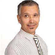 Holistic health coach, evidence‑based nutrition. Lessons suit anyone seeking practical, personalised guidance.