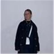 Me considero una persona cercana, paciente y con muchas ganas de enseñar. Me gusta explicar las cosas de forma sencilla y adaptarm