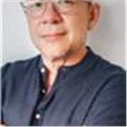 Docente digital impulsando innovación, talento y transformación profesional


