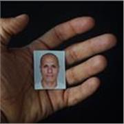 Chef opérateur, 25 ans d’expérience (Arte, France Télévisions, Canal+ Konbini) – Formateur & coaching personnalisé BTS Audiovisuel & projet cinéma/documentaire. Diplomé des Gobelins