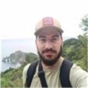 Profesor de Educación Primaria imparte clases de apoyo educativo
