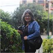 Arquitecta y docente universitaria con 15 años de experiencia, especializada en formación académica en
arquitectura.