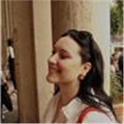 Sono Alice , ho 24 anni e sono a vostra disposizione per fare i compiti insieme e risolvere ogni tipo di problema 