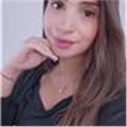 Profesor de apoyo escolar en clases de español