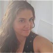 Me defino como una persona responsable, con ganas de aprender y de hacerlo bien. Soy paciente y me gusta ayudar a los demás, sobre
