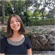 Laureata all'Università di Matematica a Trento e con certificazioni di inglese offre ripetizioni di matematica, fisica e inglese