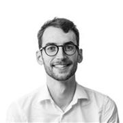 Professeur de Photoshop en école supérieure, illustrateur et directeur artistique à Lille