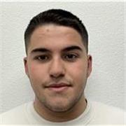Soy un estudiante de laboratorio con 1 año de experiencia en el cuidado de niños/as con muchas ganas de enseñar a los pequeños!